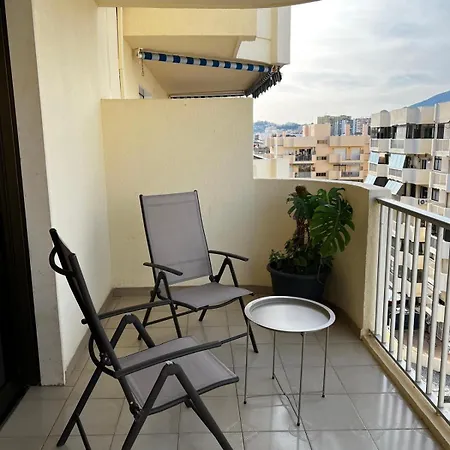 Apartment In Frontline Fuengirola